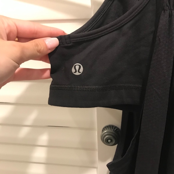 BLACK LULULEMON Tank Top – SZ 4 - Picture 5 of 7